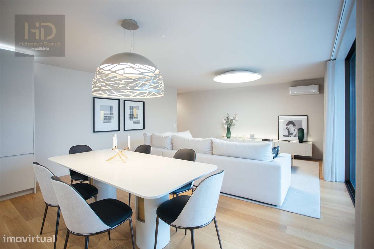 Apartamento T4 com vistas de mar e rio-6