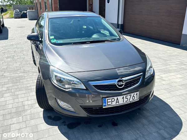 Opel Astra IV 1.4 T Enjoy - 12