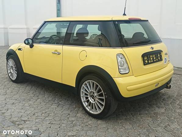 MINI ONE Standard - 7