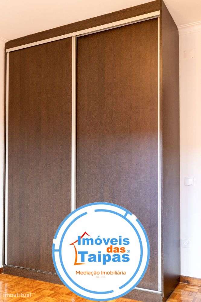 Vende-se Apartamento T3, em Barco, Guimarães-10
