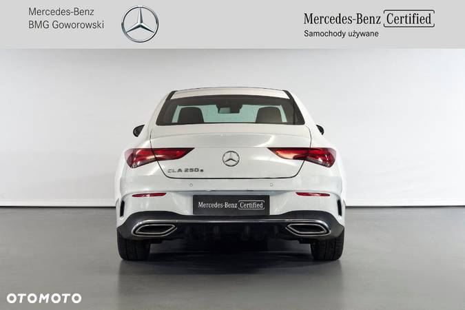 Mercedes-Benz CLA - 5