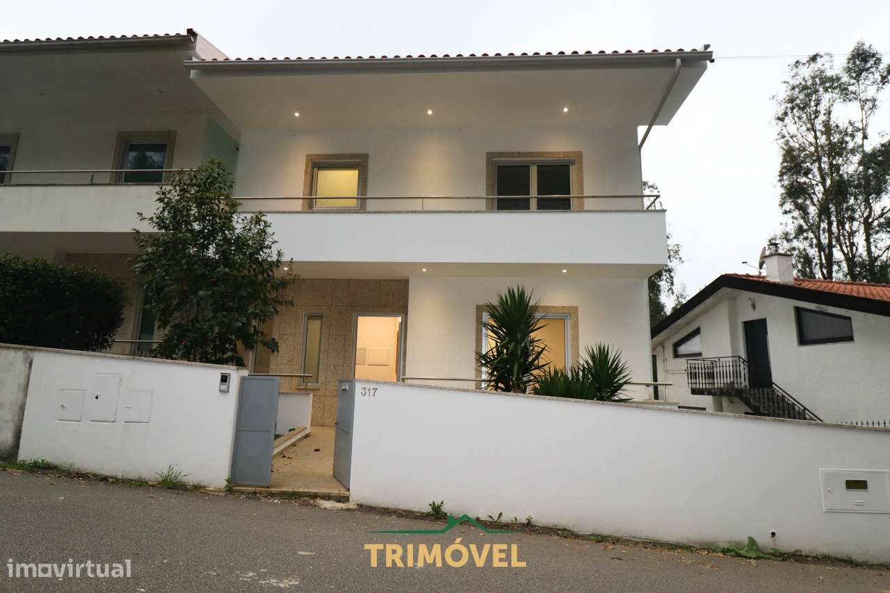 Moradia Geminada T3 Venda Em Sao Roque Oliveira De Azemeis