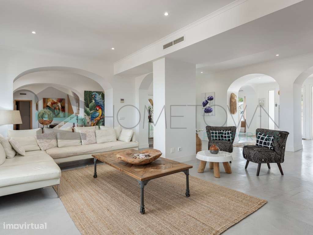 Moradia de Prestígio com 7 Quartos em Santa Bárbara de Nexe - Grande imagem: 2/60