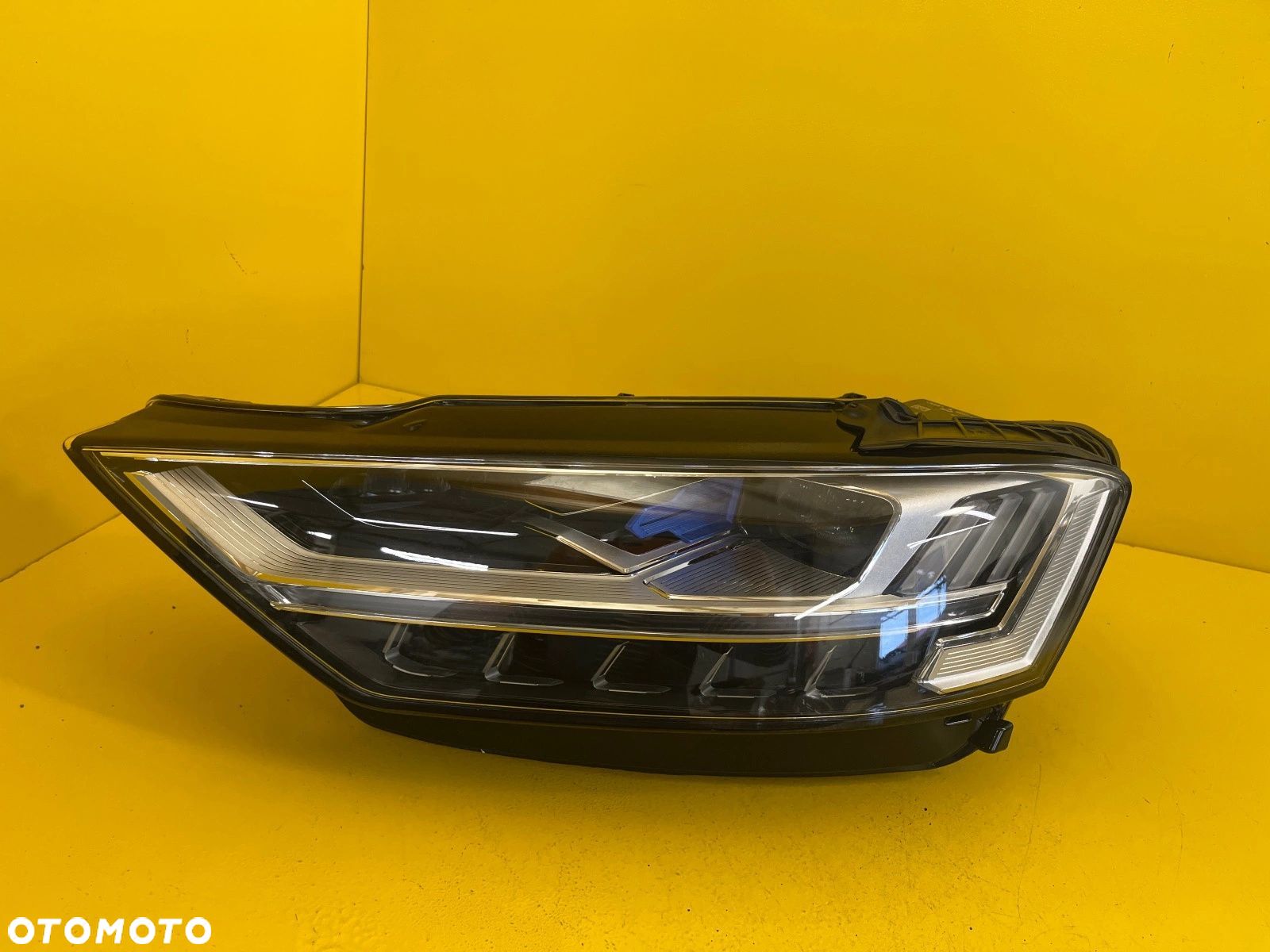 Lampa Lewa Audi A8 D5 Laser 4N0941085 - 1