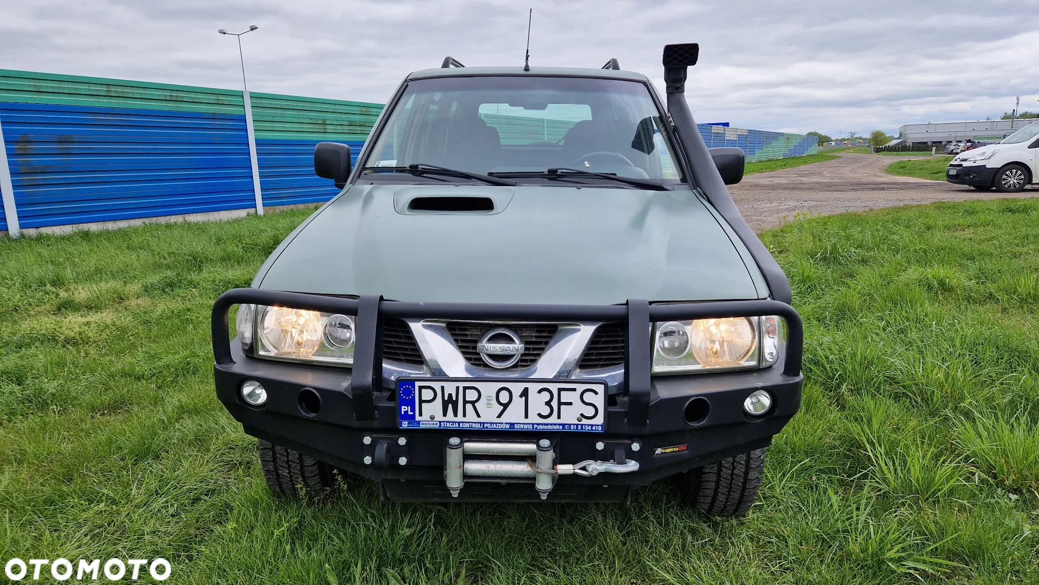 Nissan Terrano - 2