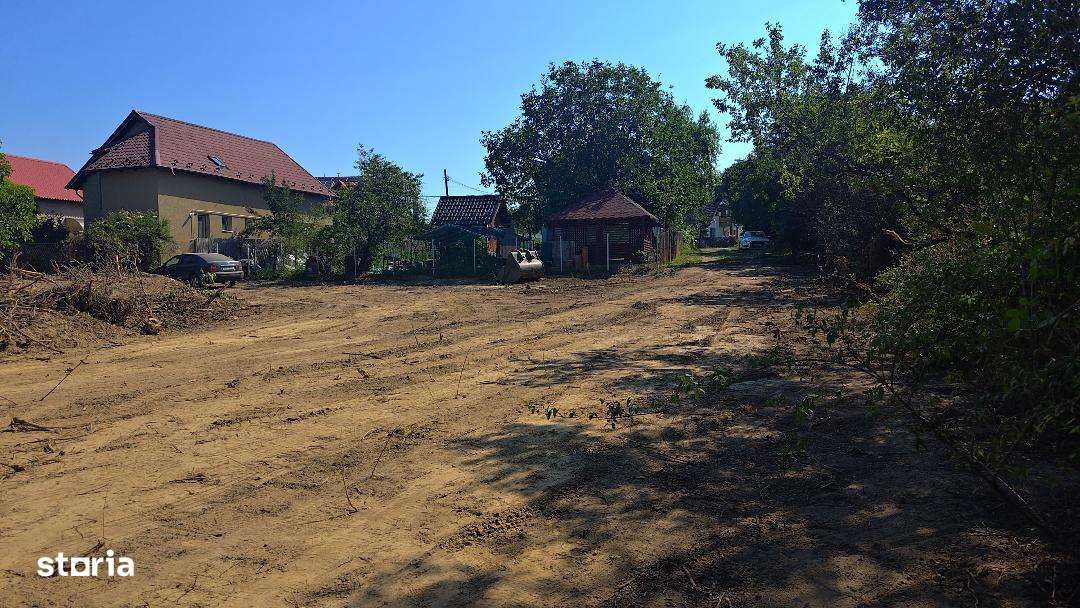 Teren   intravilan   1195  mp  Albota  Morlovani - Imagine principală: 3/10