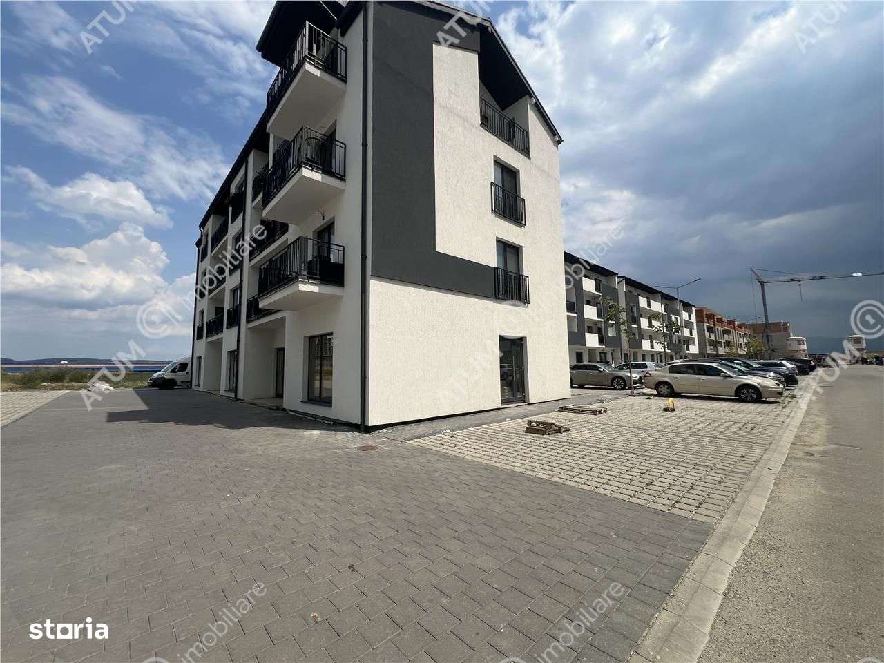 Apartament cu 2 camere si boxa depozitare zona Doamna Stanca - Imagine principală: 1/15
