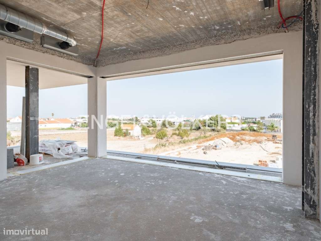 Moradia Exclusiva T5 em Alcochete-12