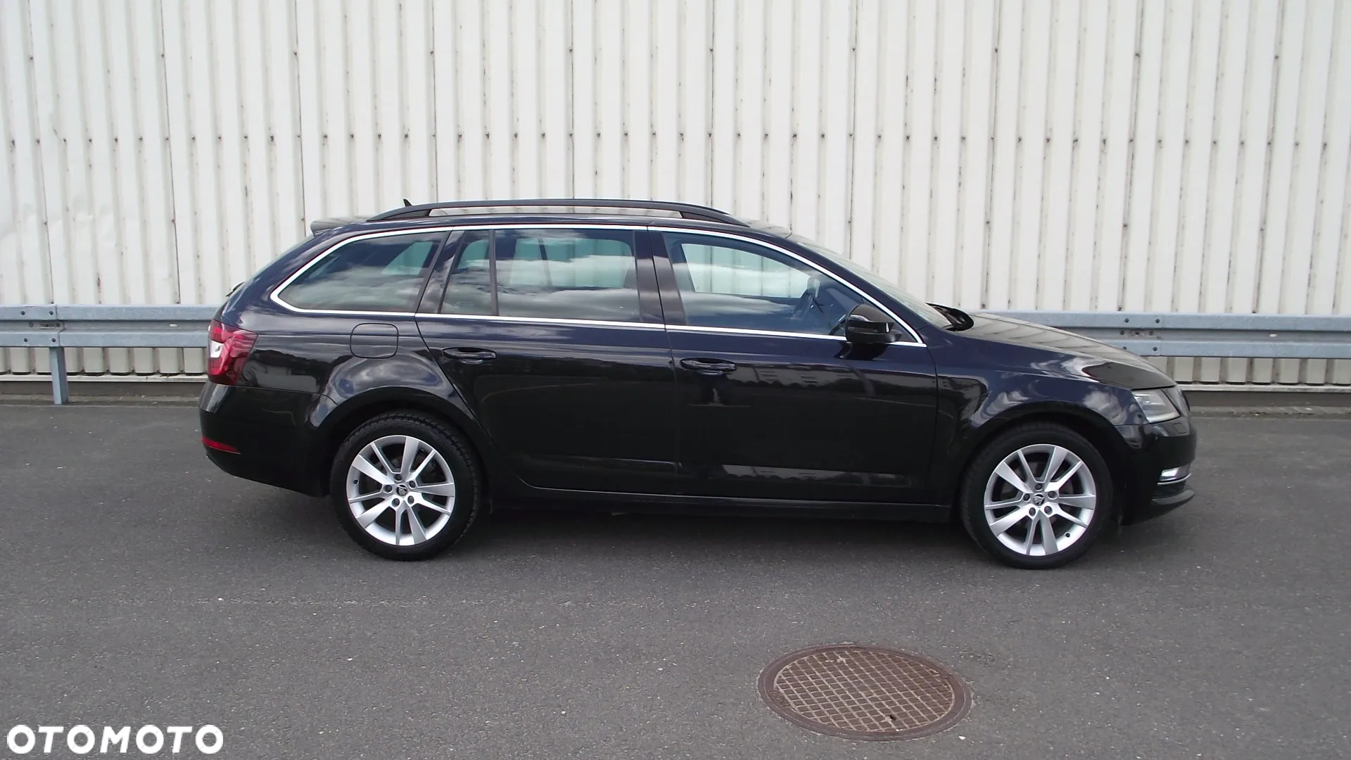 Skoda Octavia 2.0 TDI Style - 6