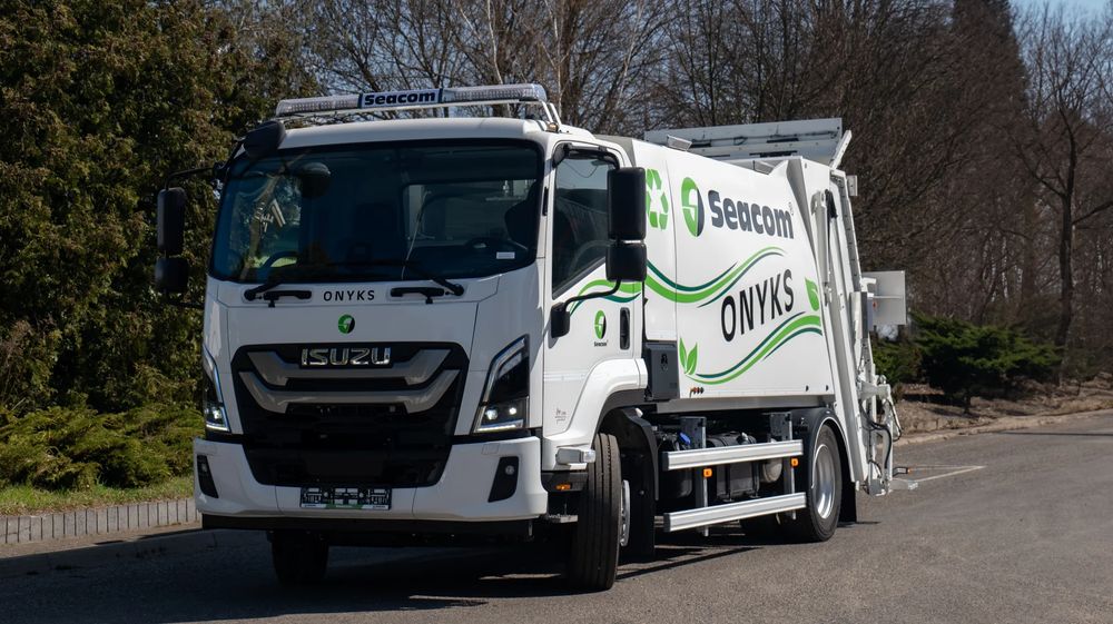 Isuzu F14 2026