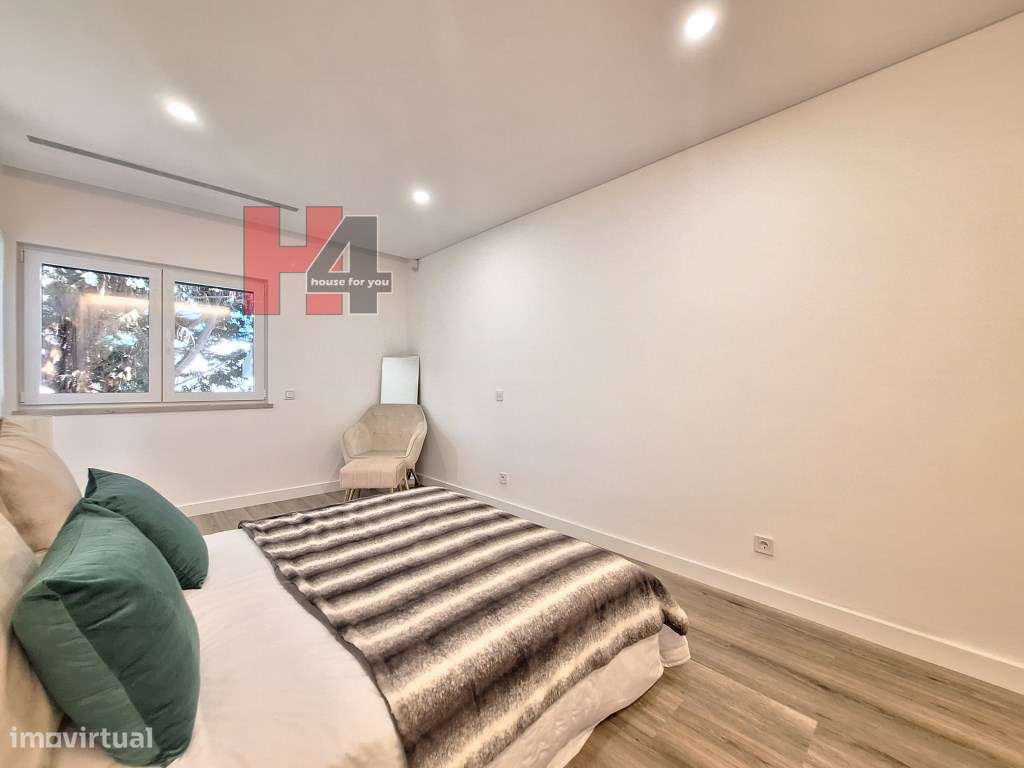 Herdade da Aroeira moradia independente T4-14