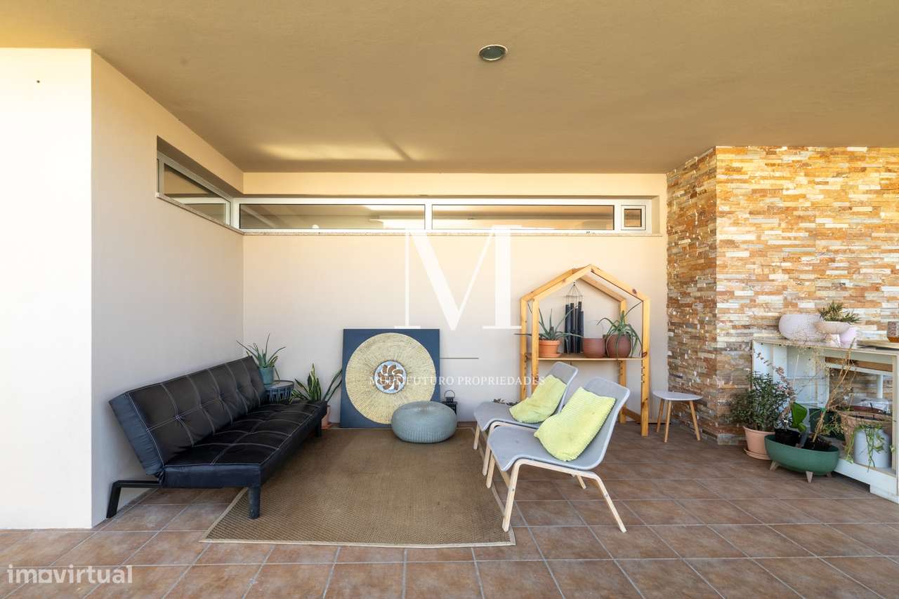 Famalicão | Propriedade T3+1 Térrea | 1.500 m² | Piscina | Jardim | LU-34