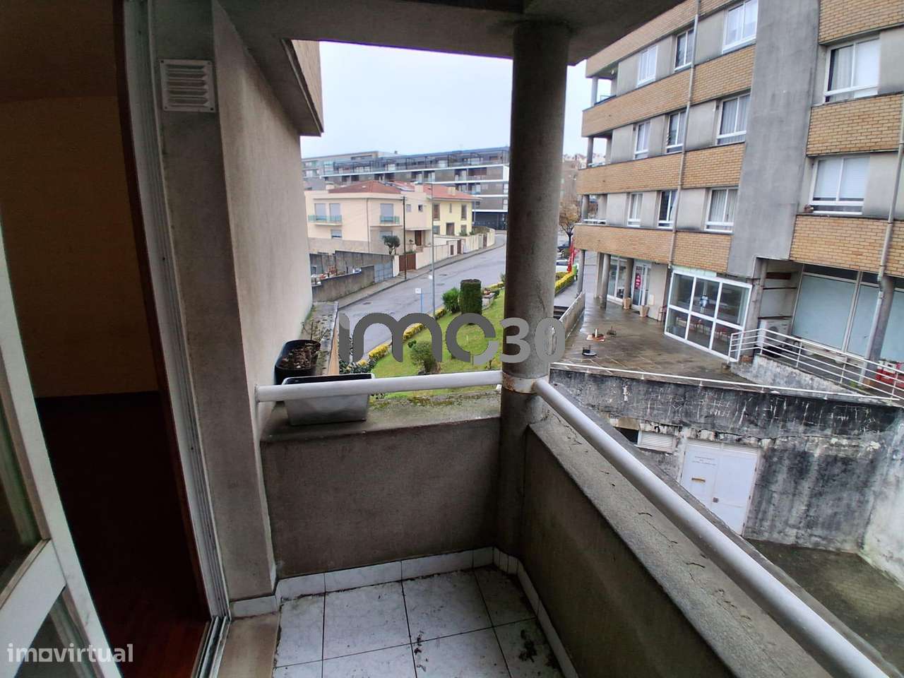 Apartamento T3 Renovado Baguim do Monte-10