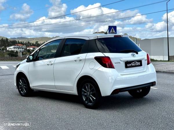 Toyota Yaris 1.0 VVT-i Exclusive - 10