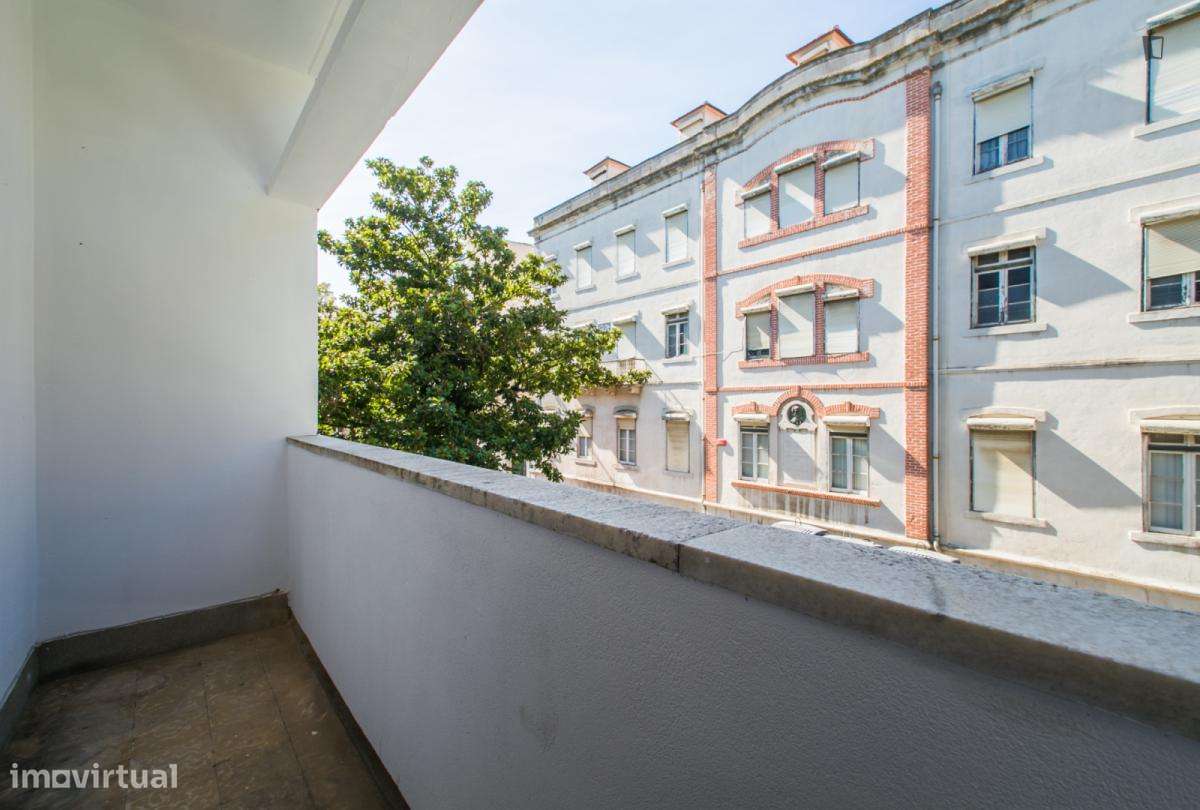 Quarto - localizado em Estrela Lisbon - Grande imagem: 5/9