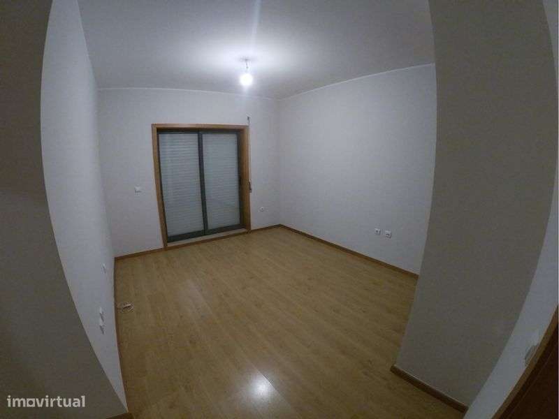 Apartamento T2 com Garagem Valongo - Grande imagem: 5/8