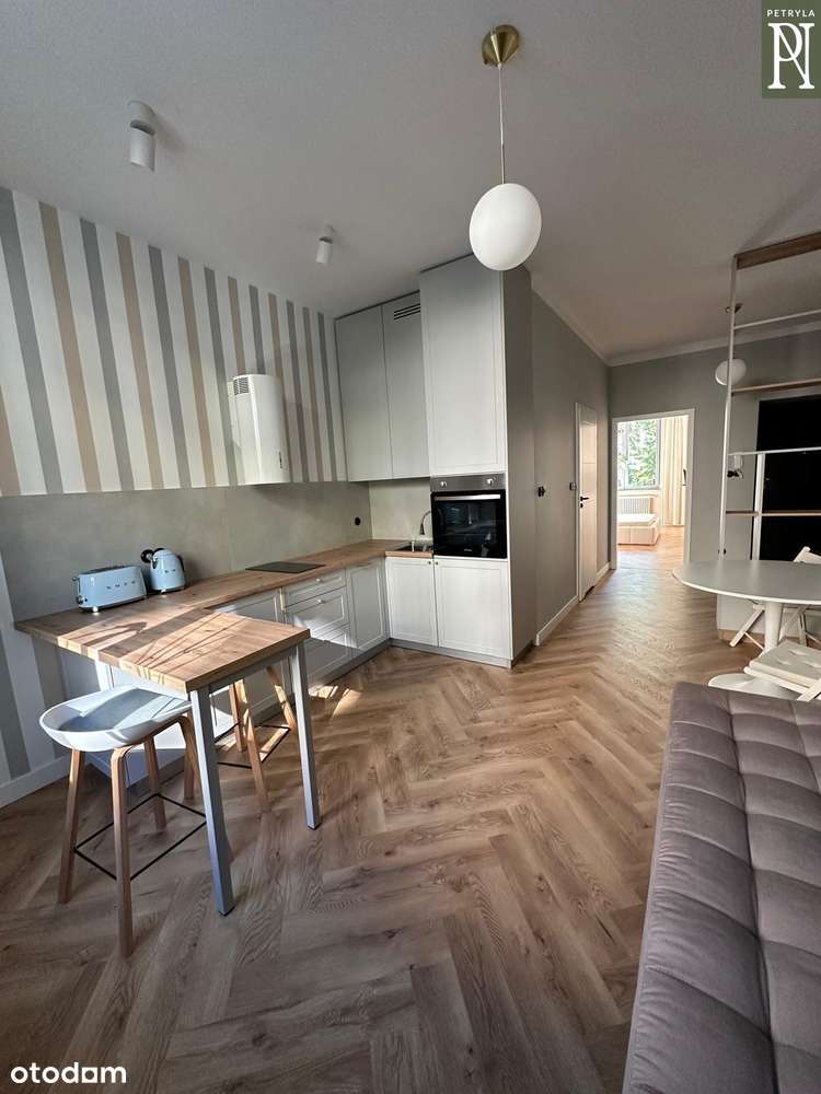 Dwupokojowe, gustownie wykończone w kamienicy z windą! - Pełny obrazek: 4/8