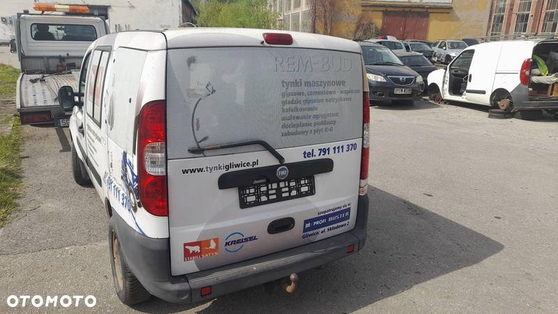 TYLNIA KLAPA  FIAT DOBLO I 1 LIFT - 1