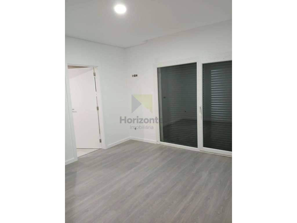 MORADIA T3 em Construção - Fernão Ferro-13