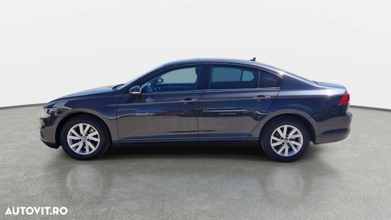 Volkswagen Passat 1.5 TSI ACT DSG Trendline - 8