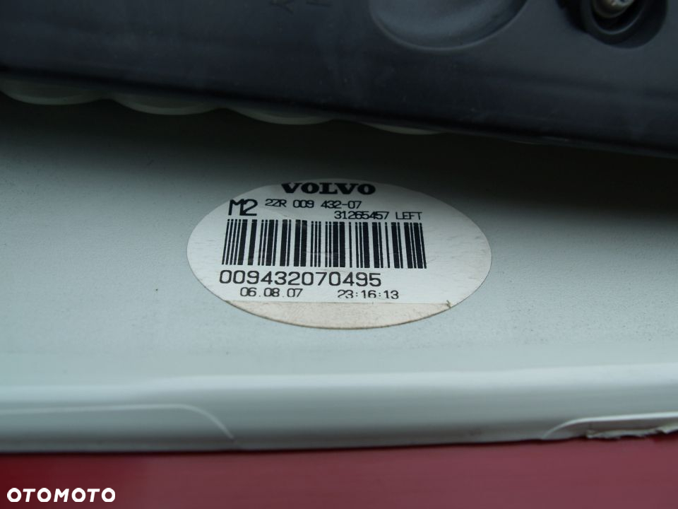 Volvo V70 Lampa lewa tylna lewy tyl v 70 07-13r - 3