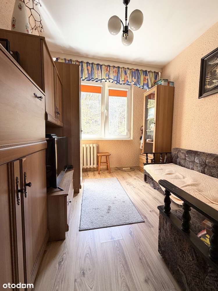 Przestronne 3 pokojowe mieszkanie z balkonem w Gdyni - Widok 3