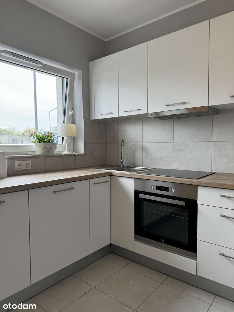 Stylowe umeblowane mieszkanie z oddzielną kuchnią !!!-5