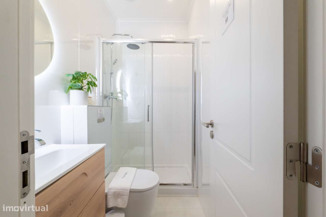 Apartamento T5 para venda - Lisboa-24