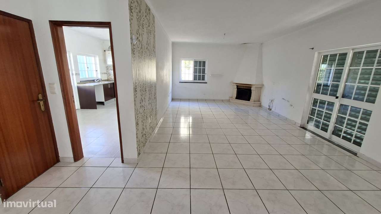 Moradia T3 com 175m2 , piscina e garagem Brejos de Azeitão/ Setúbal - Grande imagem: 5/20