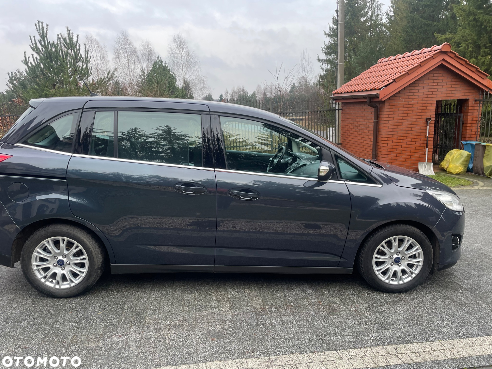 Ford Grand C-MAX 1.6 TDCi Titanium - 11