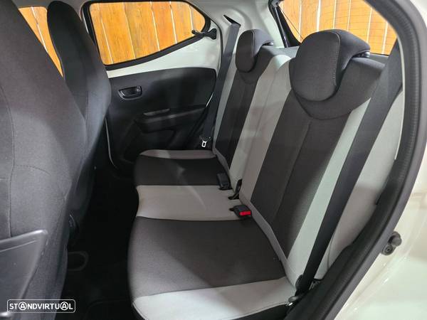 Toyota Aygo 1.0 X-Play+AC+X-Touch - 17