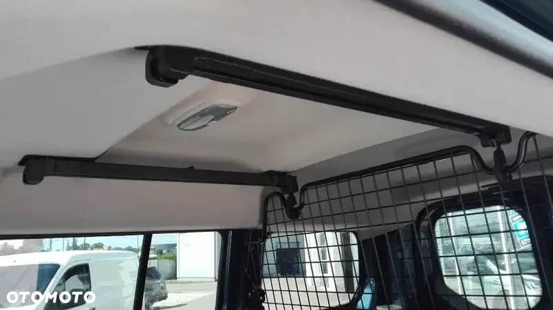 Ford Transit Connect KOMBI - 6