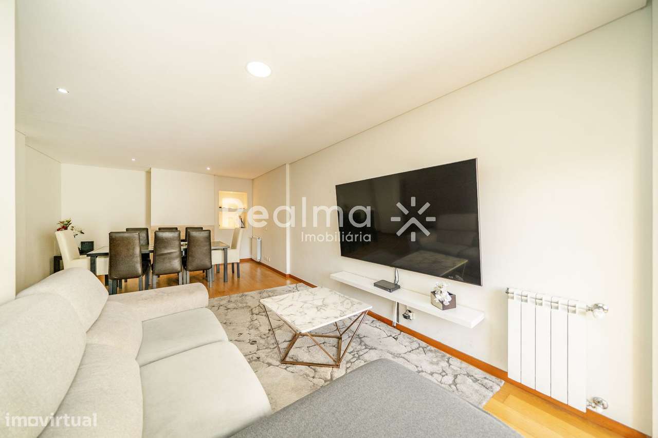 Apartamento T5 em S.Victor-17