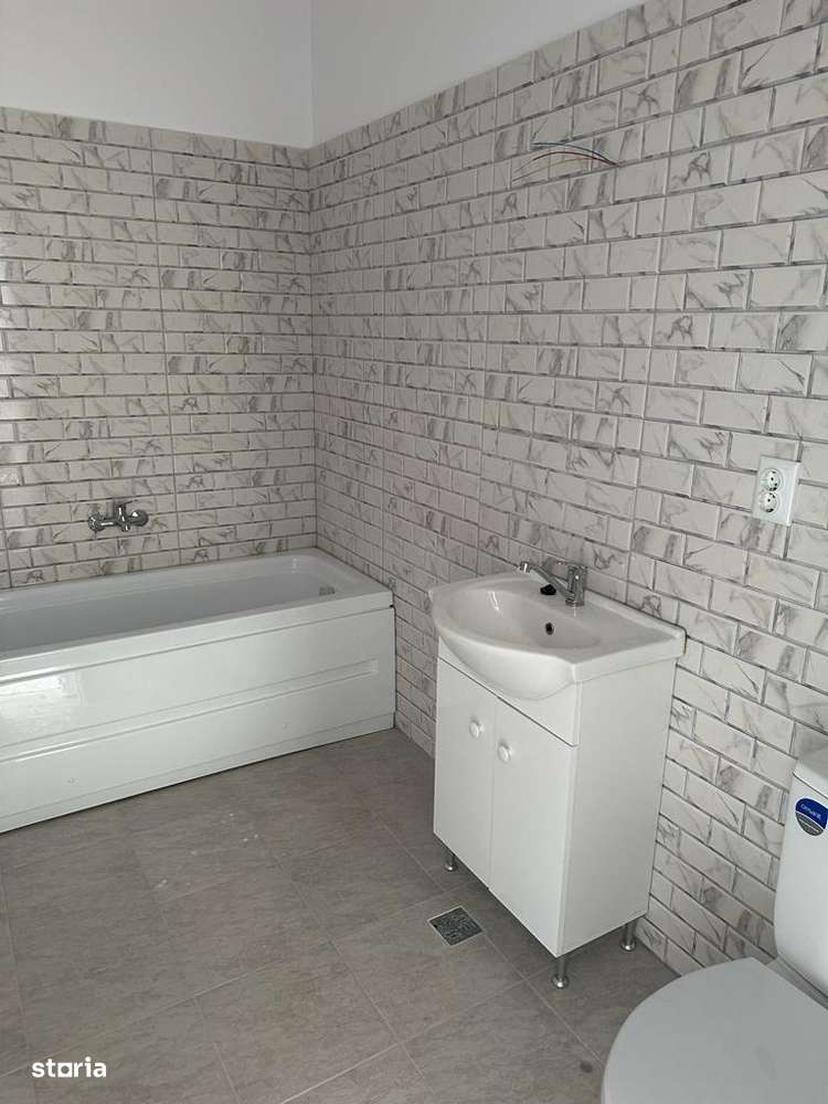 Bragadiru McDonalds-Bloc nou-Stradal - Imagine principală: 5/7