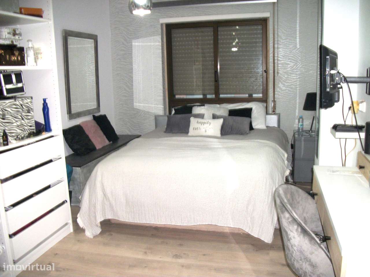 Apartamento T2 Renovado em Mem Martins-11