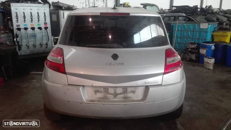 Renault Megane II 1.5 dci 85cv de 2006 para peças - 2