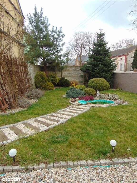 Dwurodzinny dom z budynkami gosp. na dużej działce - Krężoły-18