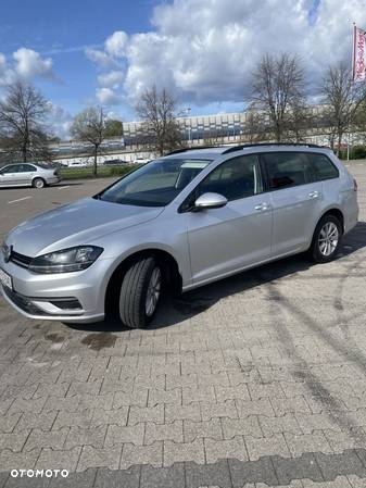 Volkswagen Golf 1.6 TDI (BlueMotion Technology) Comfortline - 4