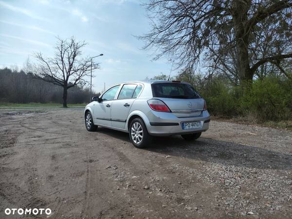 Opel Astra III 1.7 CDTI - 2