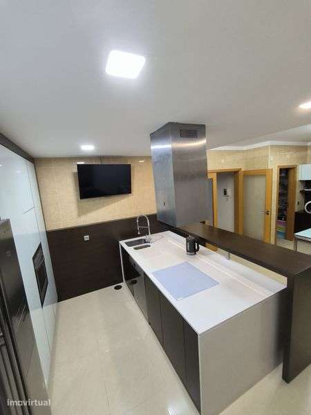 vende-se moradia - Grande imagem: 4/11