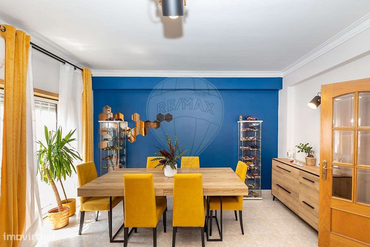 Apartamento T3 no Centro do Montijo-10