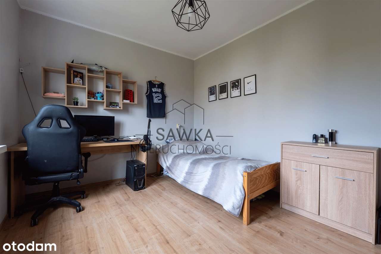 Dom z potencjałem w doskonałej lokalizacji Zielonej Góry-15