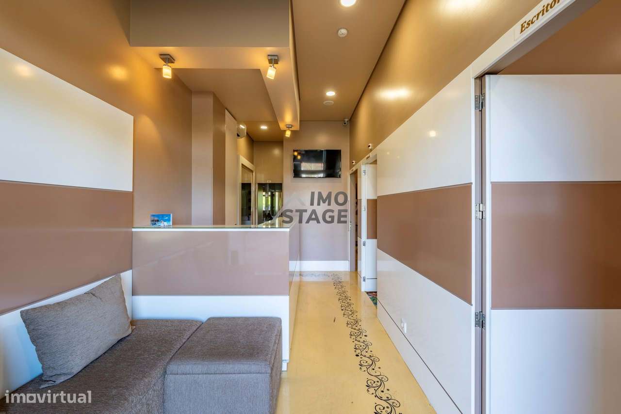 Venda - Salão de Estética e Beleza totalmente equipado em Valongo - Grande imagem: 4/11