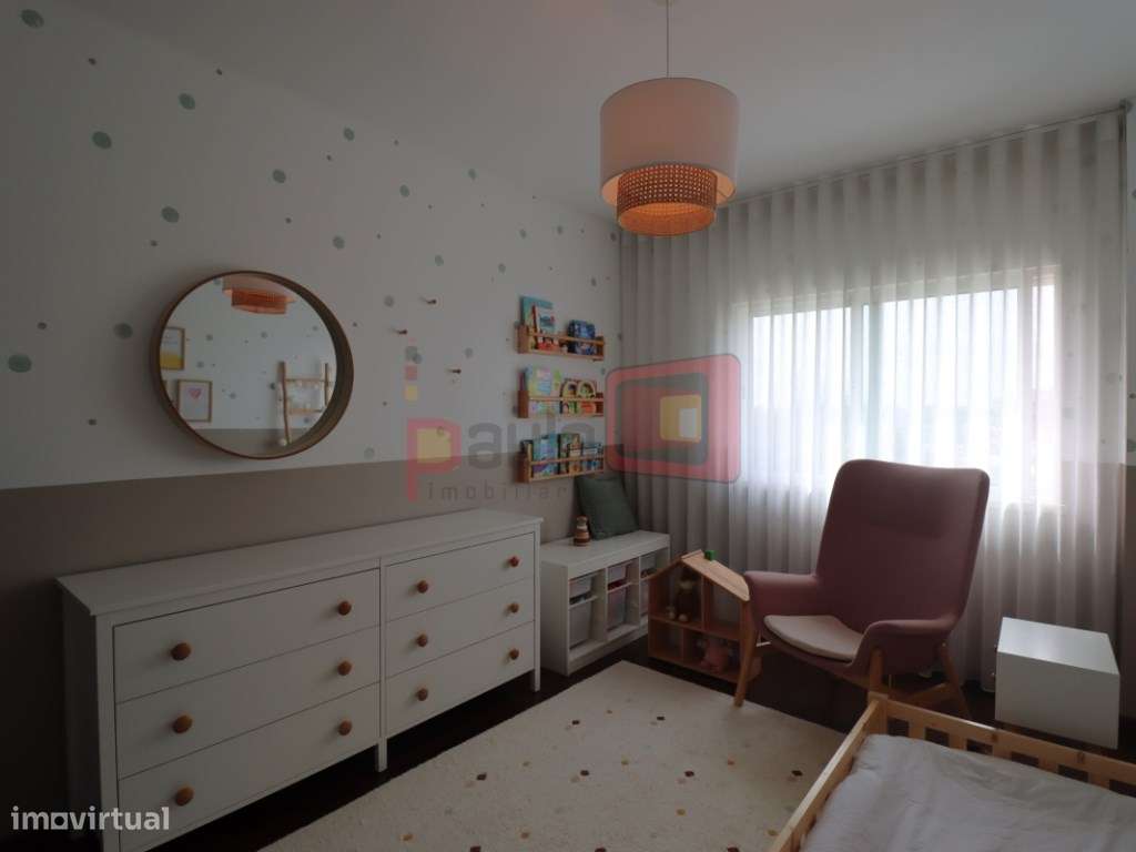 APARTAMENTO T3 MONTIJO COM PARQUEAMENTO E ARRECADAÇÃO-33