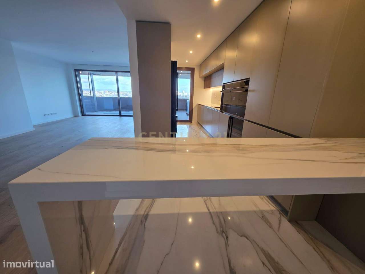 Apartamento T4 - 4 Suites e Piscina Privativa | Empreendimento Douro N-6