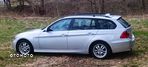 BMW Seria 3 318i - 9