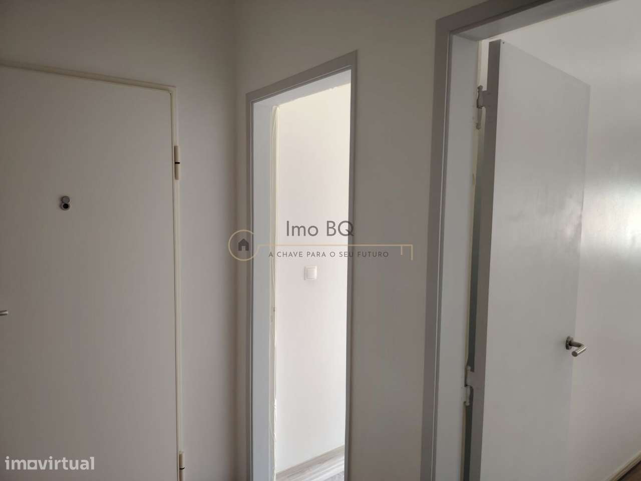 Apartamento T2 Renovado - Venteira-16