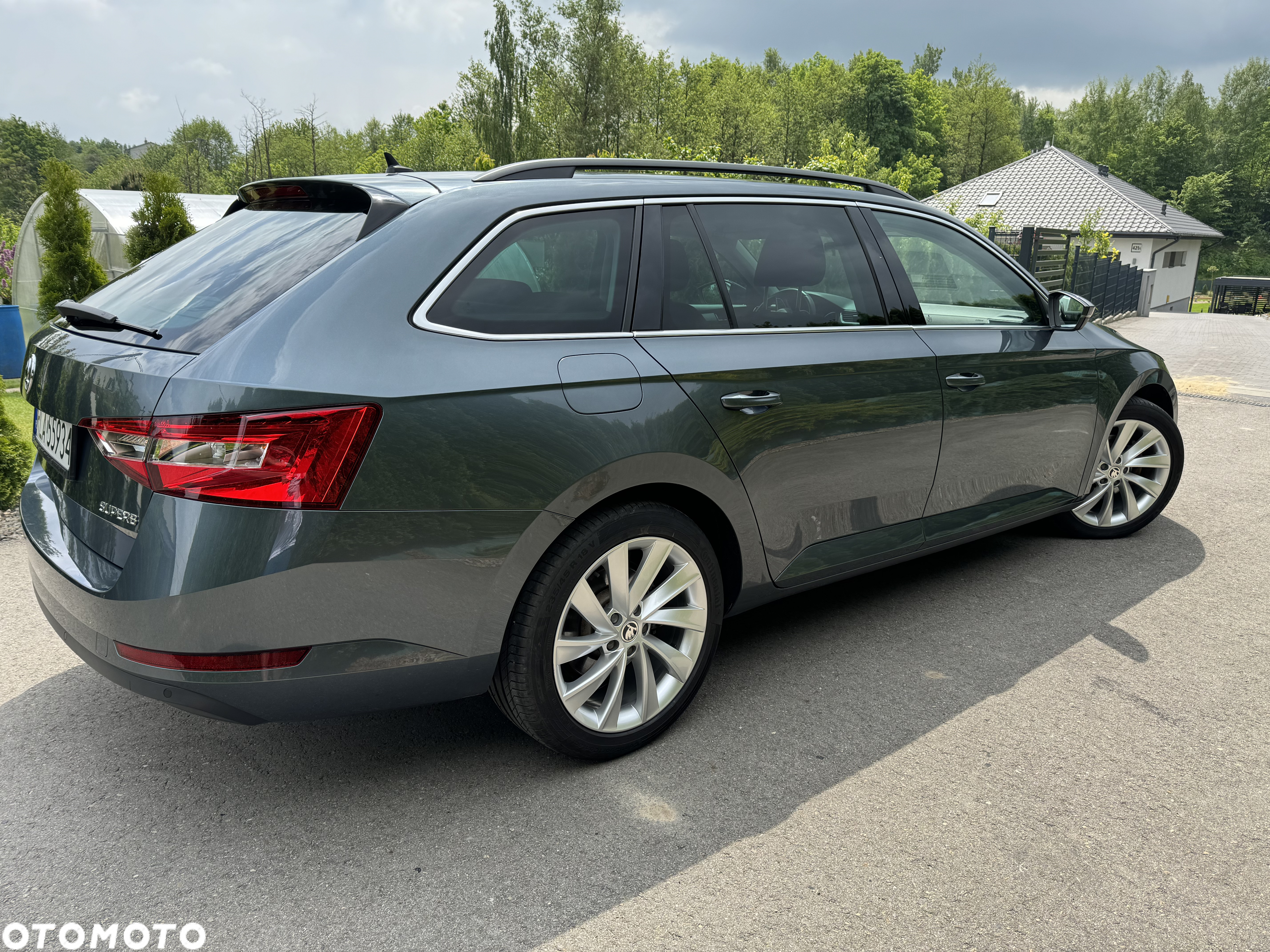 Skoda Superb 1.6 TDI Active DSG - 3