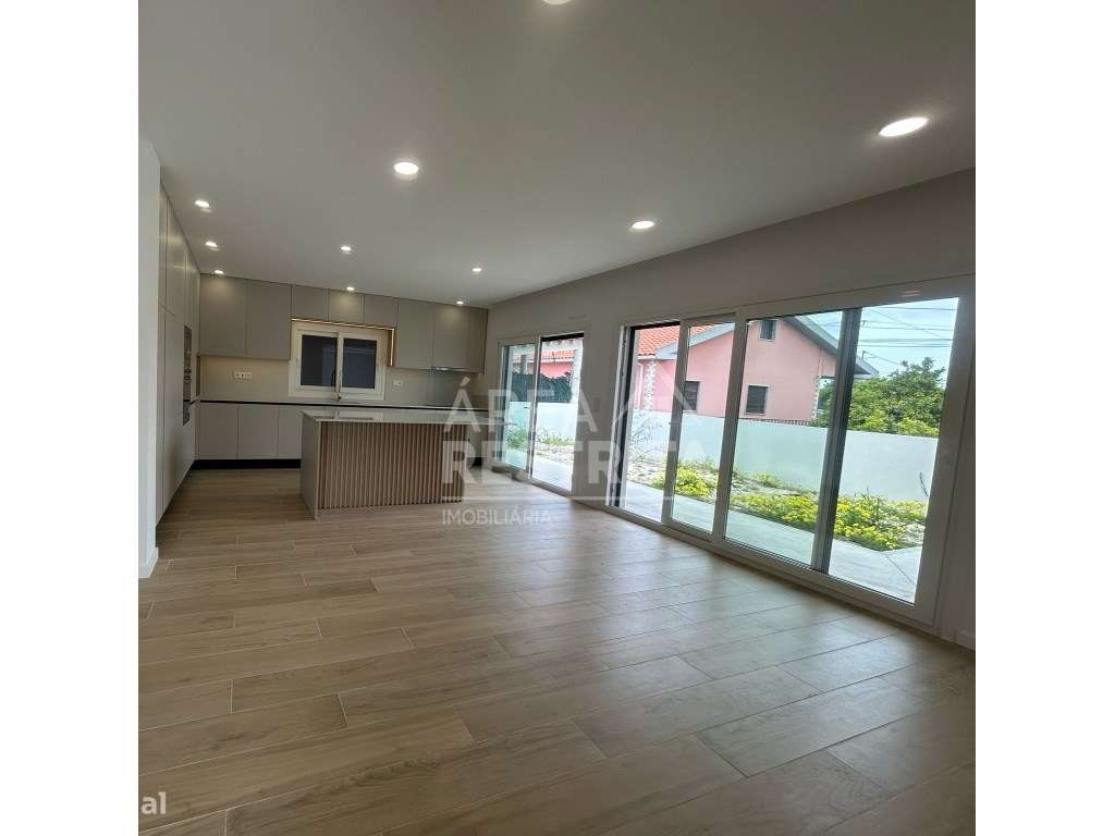 Fernão Ferro- Pinhal do General- Moradia Isolada Térrea T3 NOVA - Grande imagem: 5/31