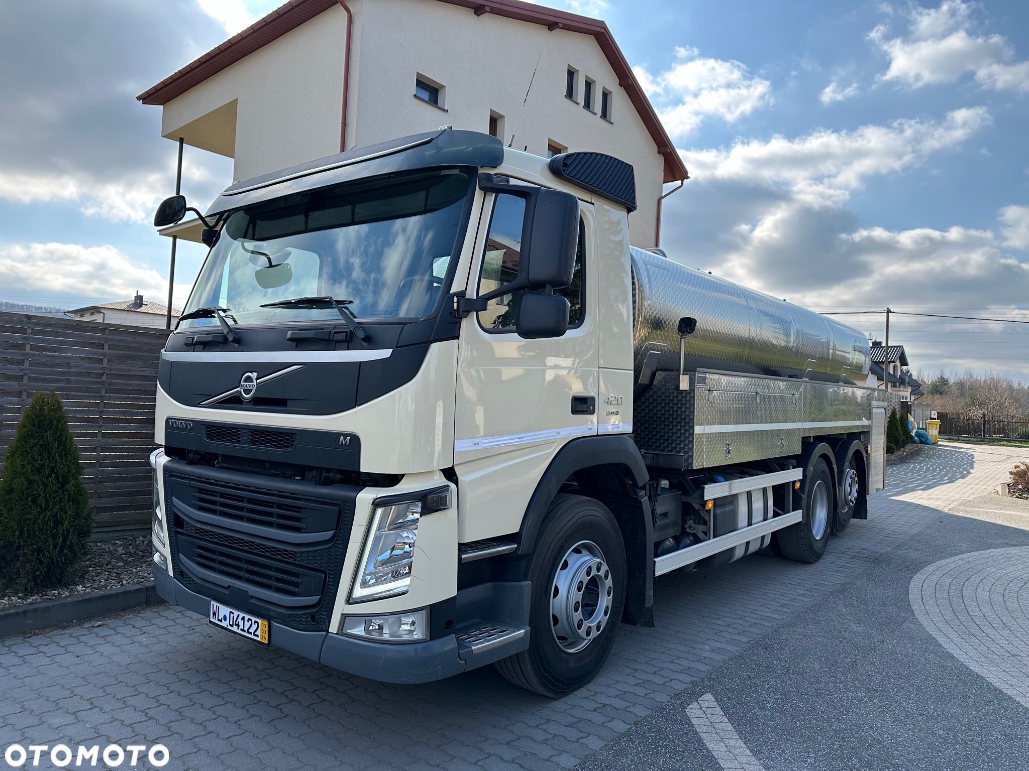 Volvo FH 420 Cysterna do mleka 2016 - 1